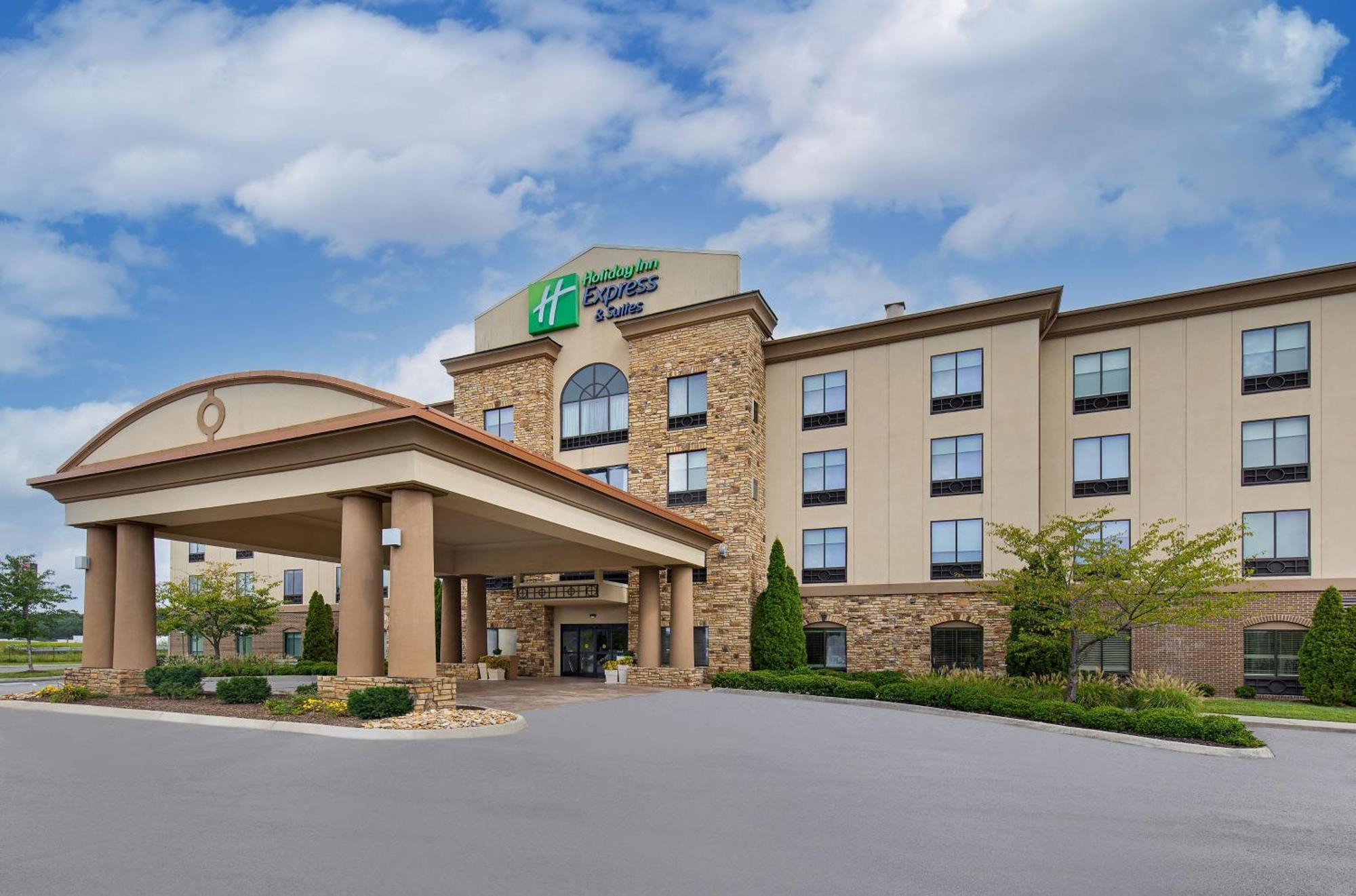 Holiday Inn Express & Suites - Cleveland Northwest By Ihg Bagian luar foto